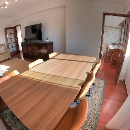 Lisbon T2 In In Oeiras Lisbon Apartment Linda-a-Velha